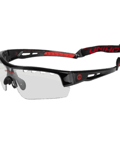 Floorballschutzbrille der Marke Unihoc. Das Bild zeigt eine mehrheitlich schwarze Brille mit dezenten Anteilen von Rot.
